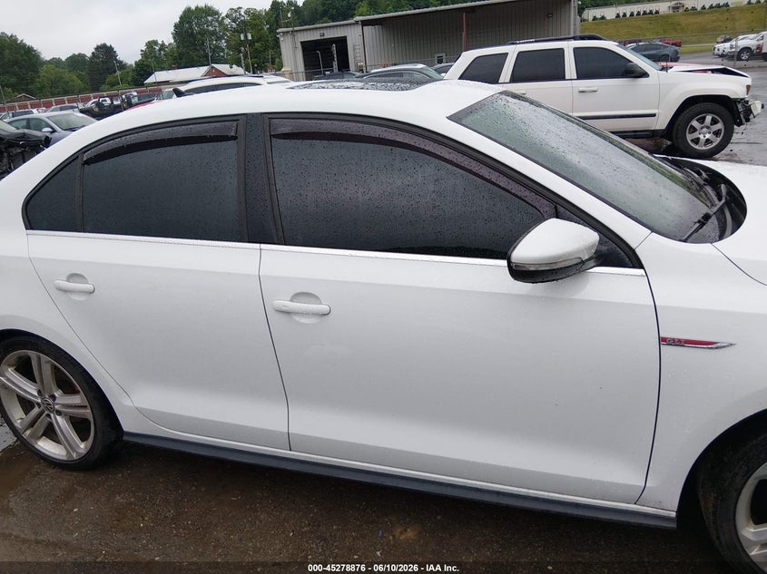 AtlanticExpress - Volkswagen Jetta