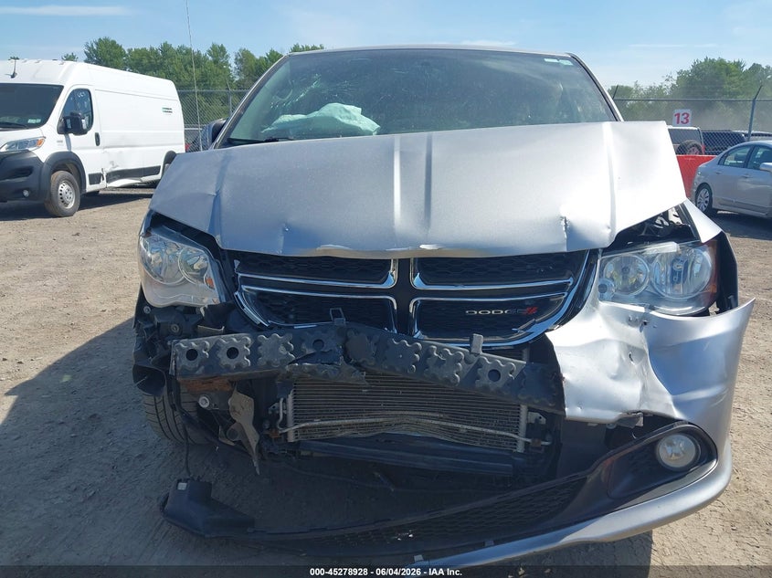 2017 Dodge Grand Caravan Sxt VIN: 2C4RDGCG2HR600341 Lot: 45278928