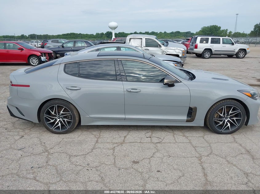 2022 Kia Stinger Gt-Line VIN: KNAE35LD1N6106547 Lot: 45279038