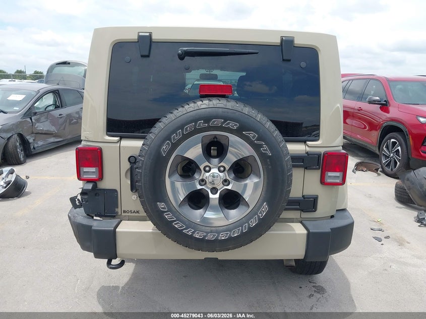 2018 Jeep Wrangler Jk Unlimited Sahara 4X4 VIN: 1C4BJWEG6JL847135 Lot: 45279043