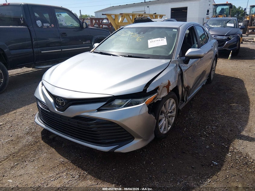 Vin: 4t1b11hk3ku755541, lot: 45776970, toyota camry le 20192
