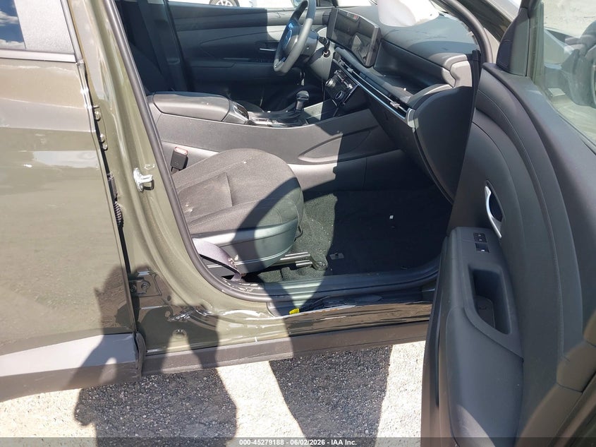 2026 HYUNDAI TUCSON auction photo 5