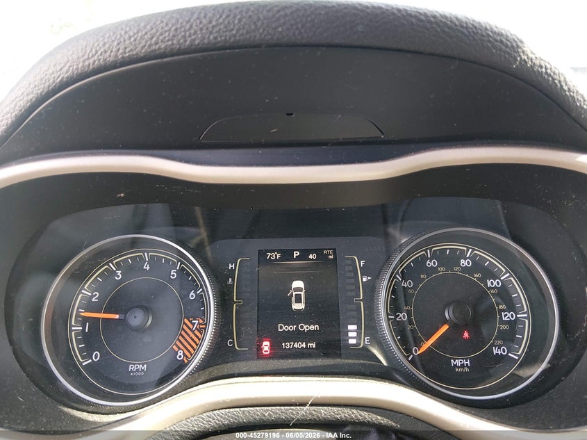 2015 JEEP CHEROKEE auction photo 7