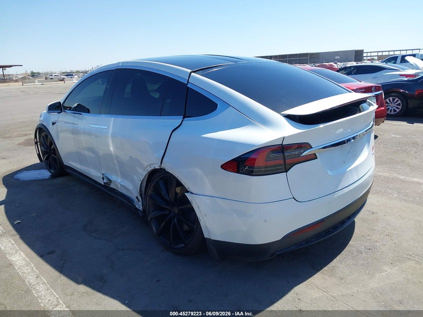 Vin: 5yjxcbe2xhf067391, lot: 45777048, tesla model x 100d/75d/90d 20173