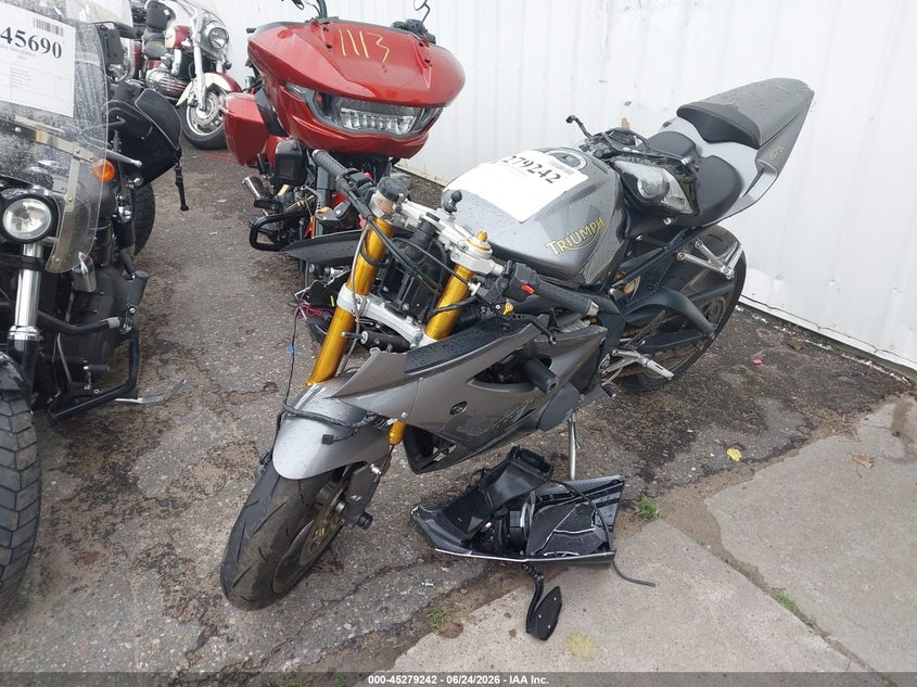 2006 TRIUMPH MOTORCYCLE DAYTONA auction photo 2