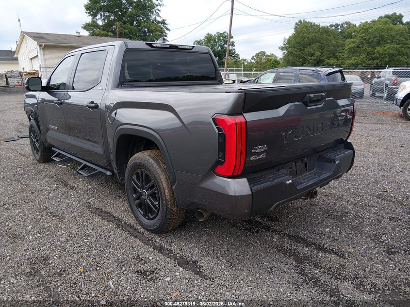 2024 TOYOTA TUNDRA auction photo 3