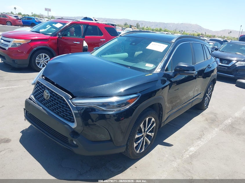 2022 Toyota Corolla Cross Xle 7MUDAABGXNV021706 photo 1