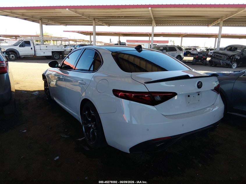 Vin: zarfaecn0j7567920, lot: 45777216, alfa romeo giulia ti sport 20183