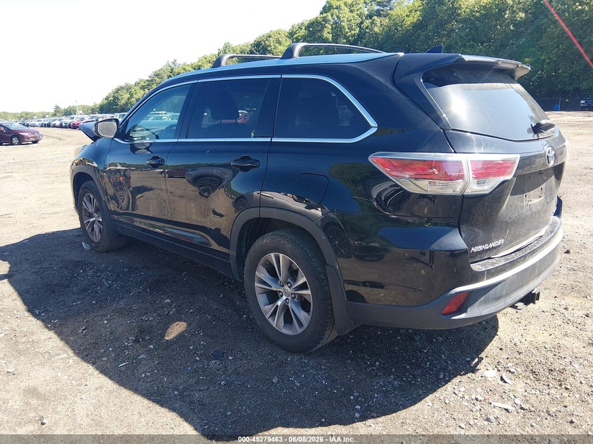 2014 TOYOTA HIGHLANDER auction photo 3