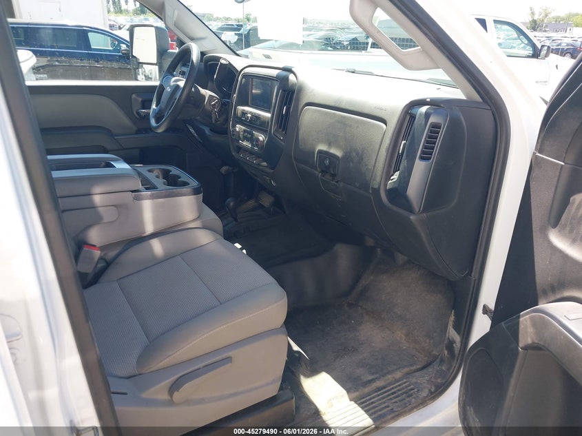 2018 CHEVROLET SILVERADO 2500HD auction photo 5