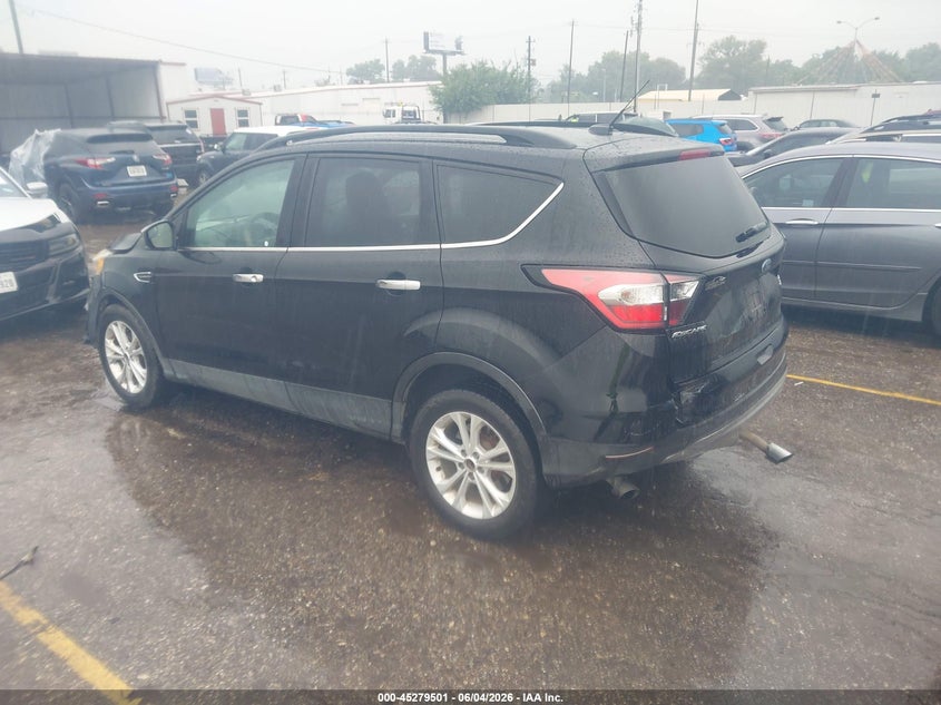 Vin: 1fmcu0gd3jua73380, lot: 45777325, ford escape se 20183