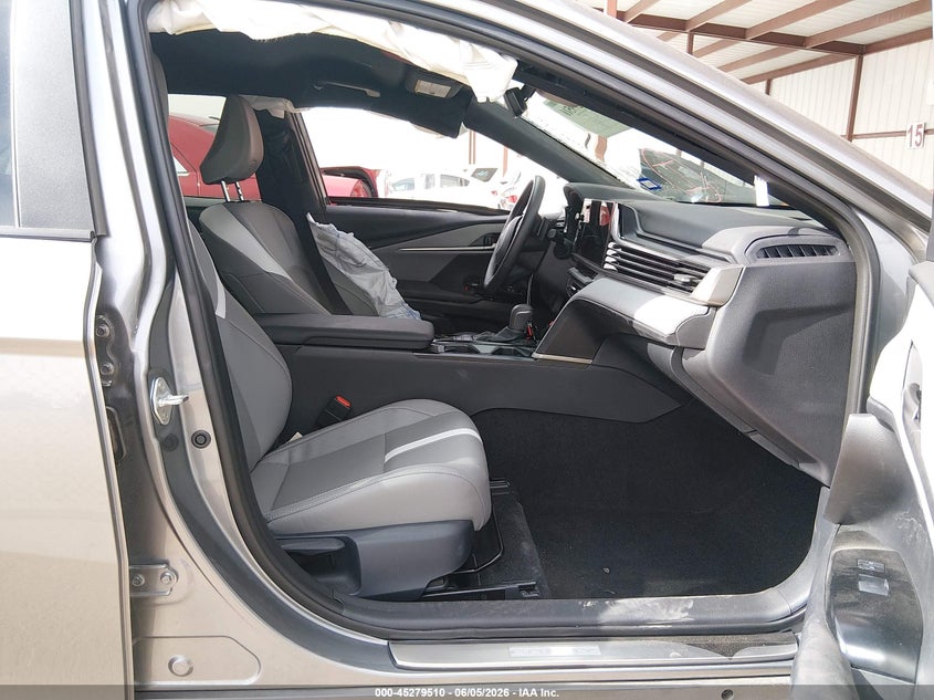 2026 TOYOTA CAMRY auction photo 5