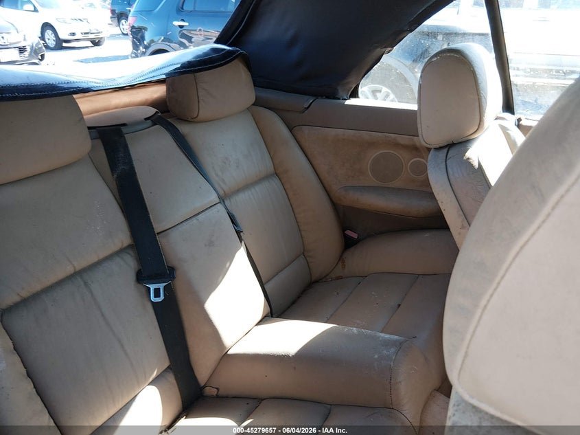 1998 BMW 323Ic VIN: WBABJ833XWEM22571 Lot: 45279657