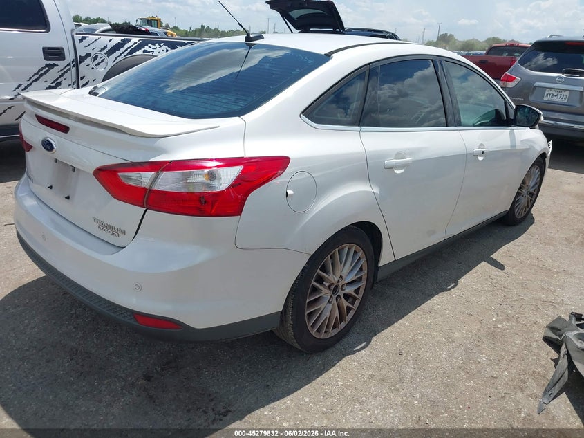Vin: 1fadp3j24el108695, lot: 45777657, ford focus titanium 20144