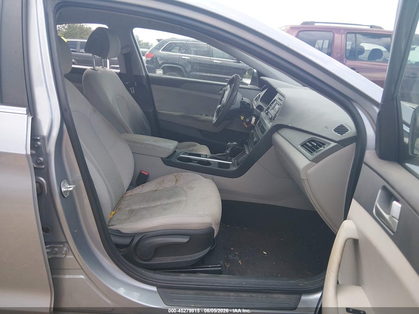 VIN 5NPE24AF1HH563759 2017 HYUNDAI SONATA