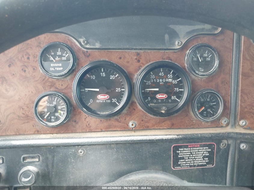 2005 PETERBILT 379 auction photo 5