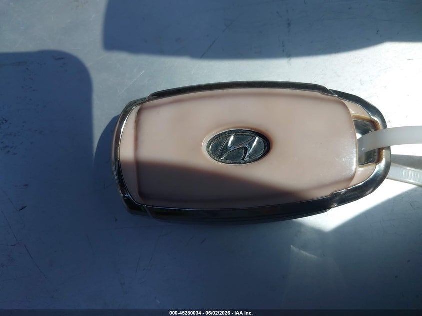 VIN KMHLS4AG1PU427518 2023 HYUNDAI ELANTRA SEL