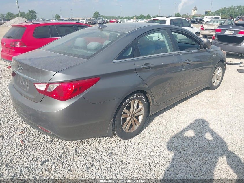2013 HYUNDAI SONATA auction photo 4
