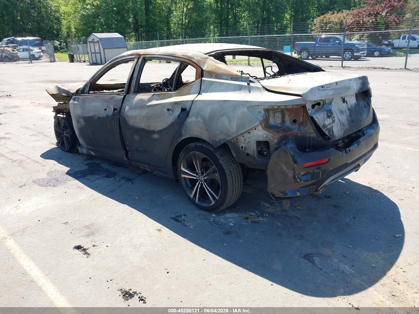 Vin: 3n1ab8dv1py317730, lot: 45777945, nissan sentra sr xtronic cvt 20233