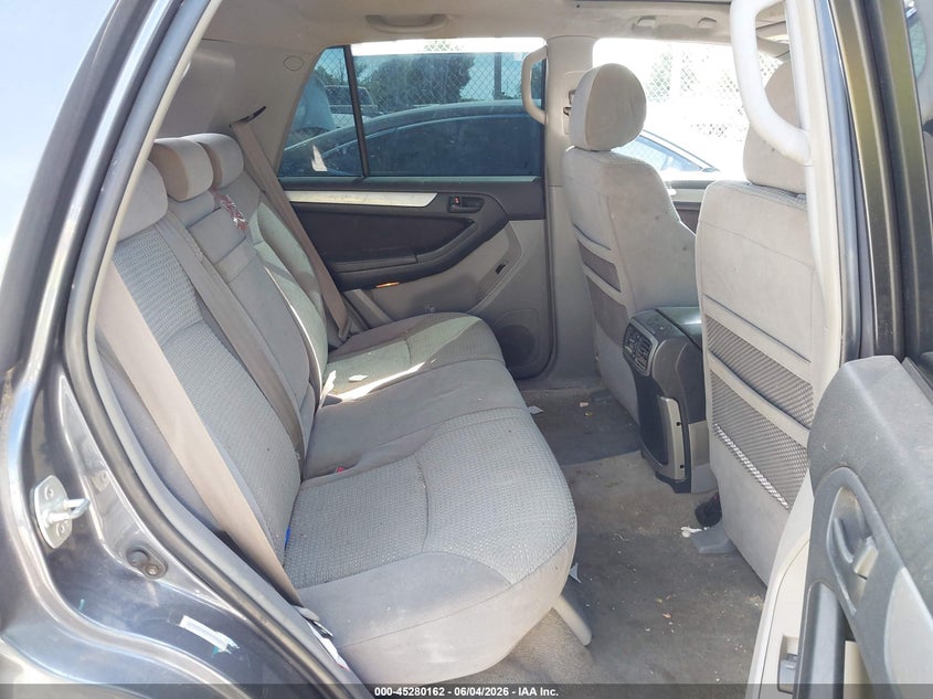2004 Toyota 4Runner Sr5 V8 VIN: JTEBT14R840035109 Lot: 45280162