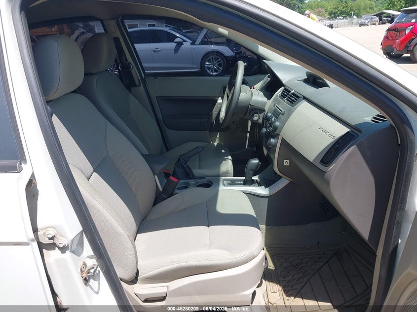 FORD FOCUS 2010 VIN 1FAHP3EN8AW135915
