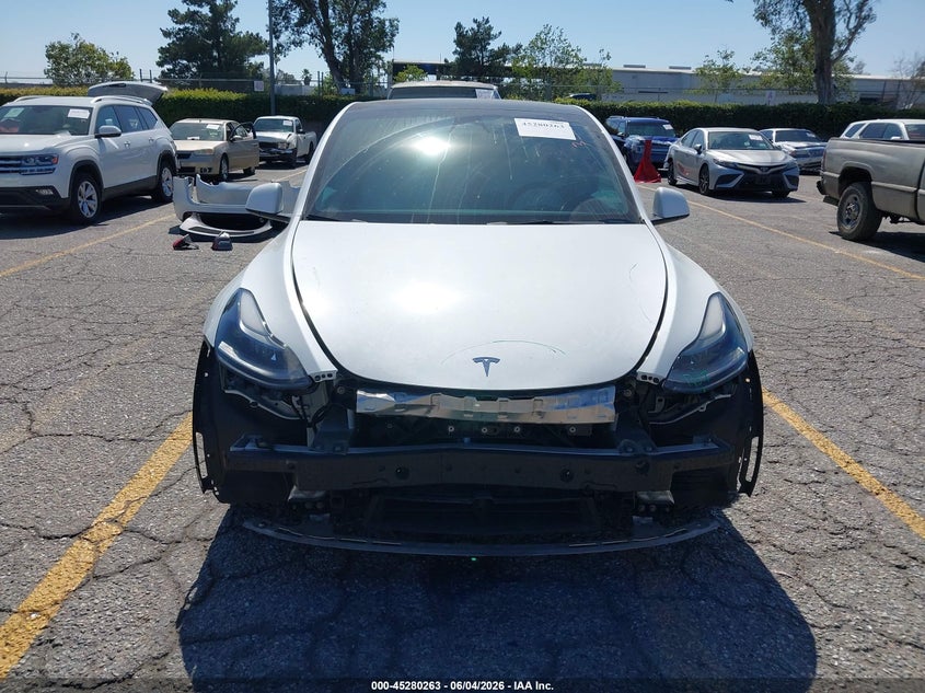 2022 Tesla Model Y Performance Dual Motor All-Wheel Drive VIN: 7SAYGDEF3NF513158 Lot: 45280263