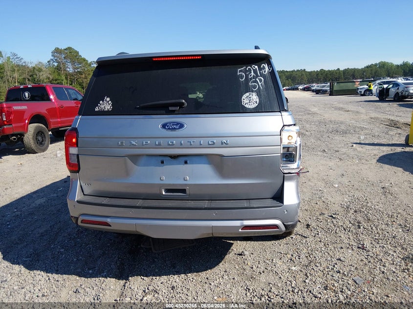 2024 Ford Expedition Xlt VIN: 1FMJU1H82REA21212 Lot: 45280265