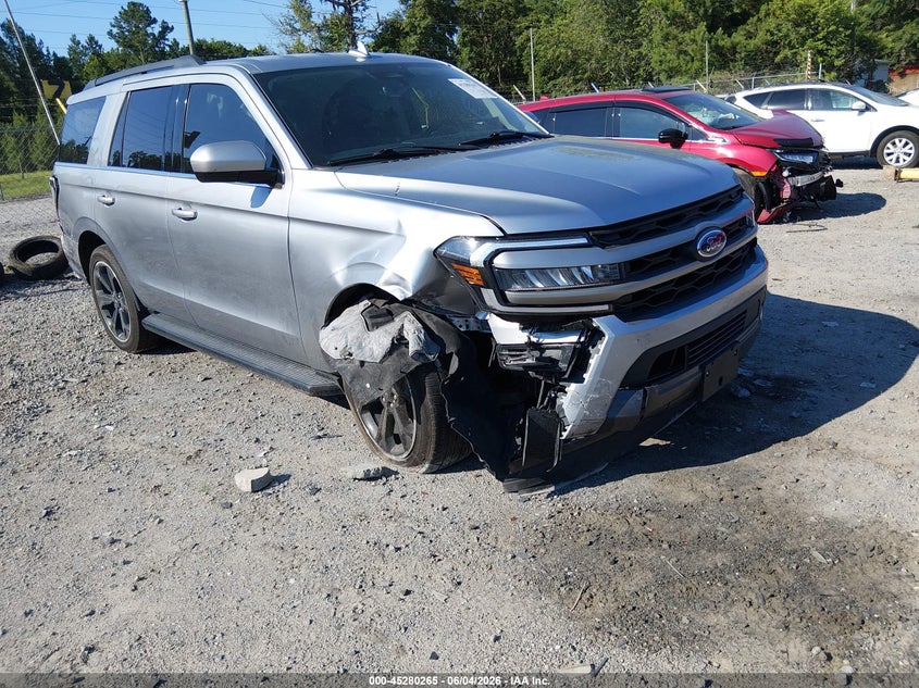 2024 Ford Expedition Xlt VIN: 1FMJU1H82REA21212 Lot: 45280265