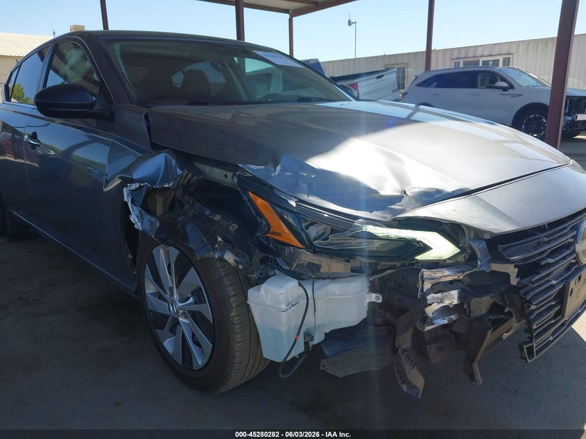 2024 NISSAN ALTIMA auction photo 6