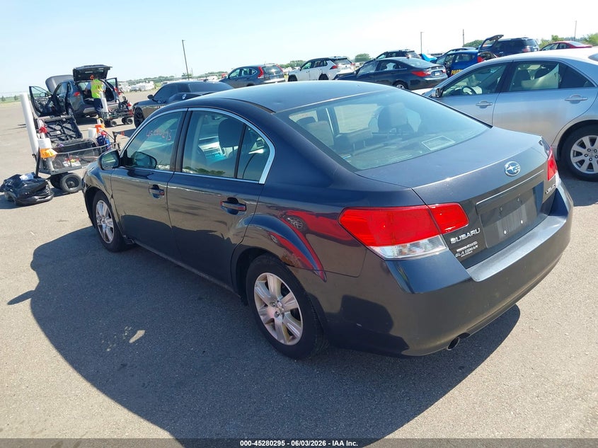 Vin: 4s3bmcc60a3238008, lot: 45778120, subaru legacy 2.5i premium 20103