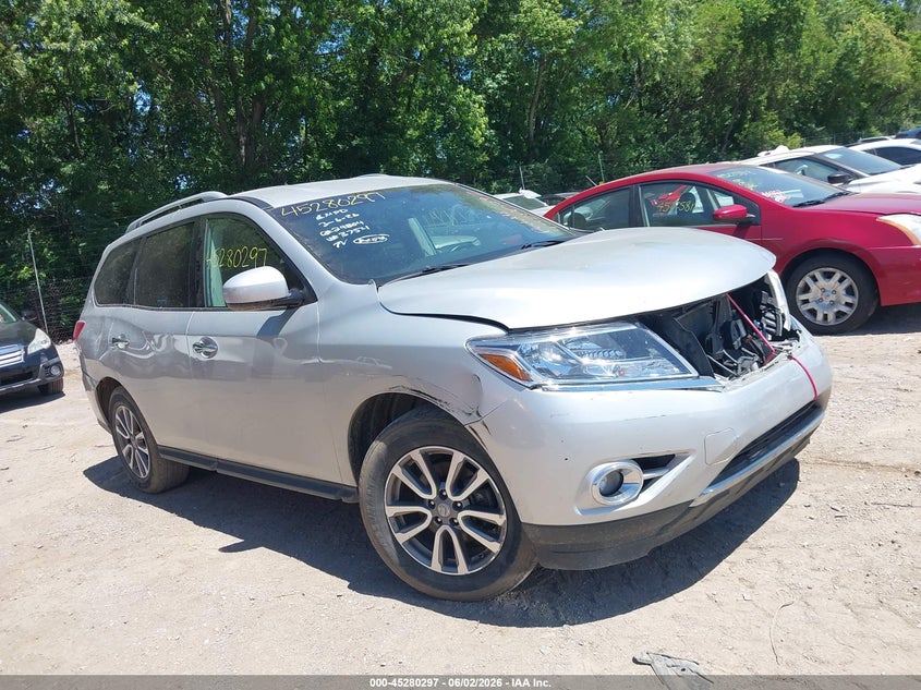 2016 Nissan Pathfinder Platinum/S/Sl/Sv VIN: 5N1AR2MN3GC633754 Lot: 45280297