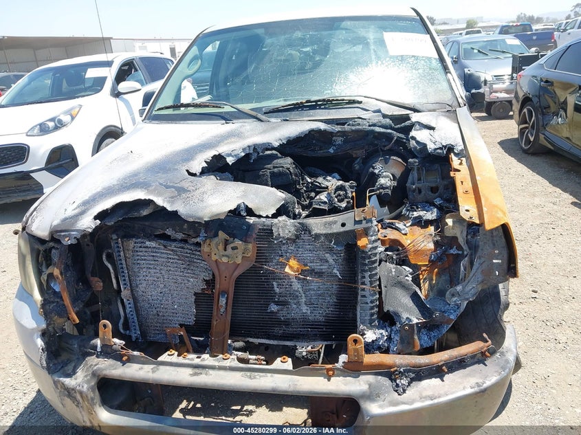 2005 FORD F-150 auction photo 6