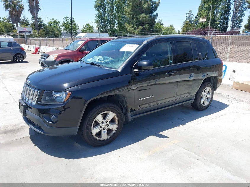2016 Jeep Compass Latitude 1C4NJCEA0GD773723 photo 1