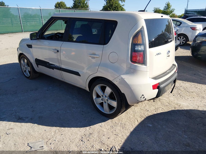 Vin: kndjt2a21b7718285, lot: 45778166, kia soul ! 20113