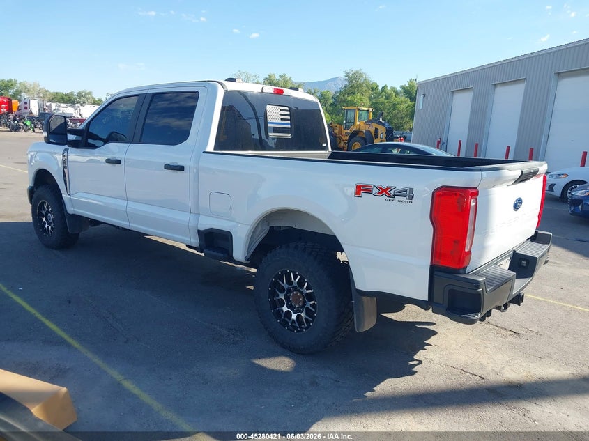 2023 FORD F-250 auction photo 3