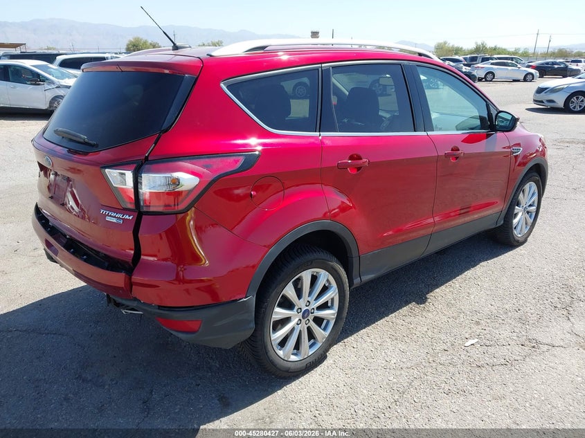 Vin: 1fmcu9j92huc95556, lot: 45778251, ford escape titanium 20174