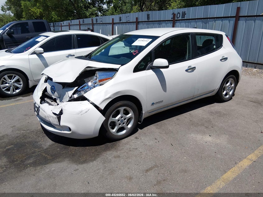 Vin: 1n4az0cp6ec339344, lot: 45778376, nissan leaf sv 20142