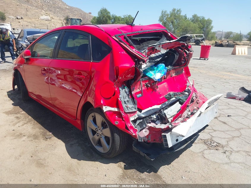 2015 TOYOTA PRIUS HATCHBACK 1.8L I-4 DOHC, VVT, 98HP