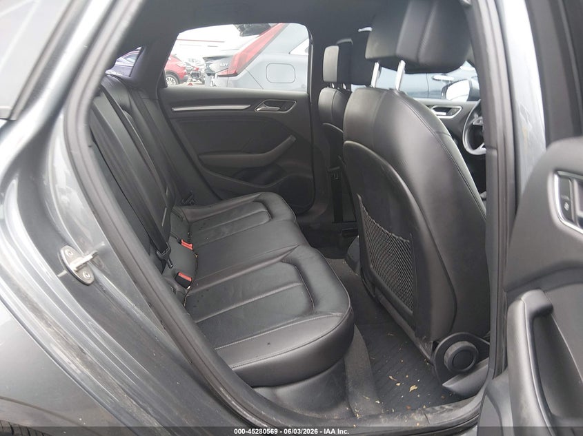 2018 AUDI A3 auction photo 8