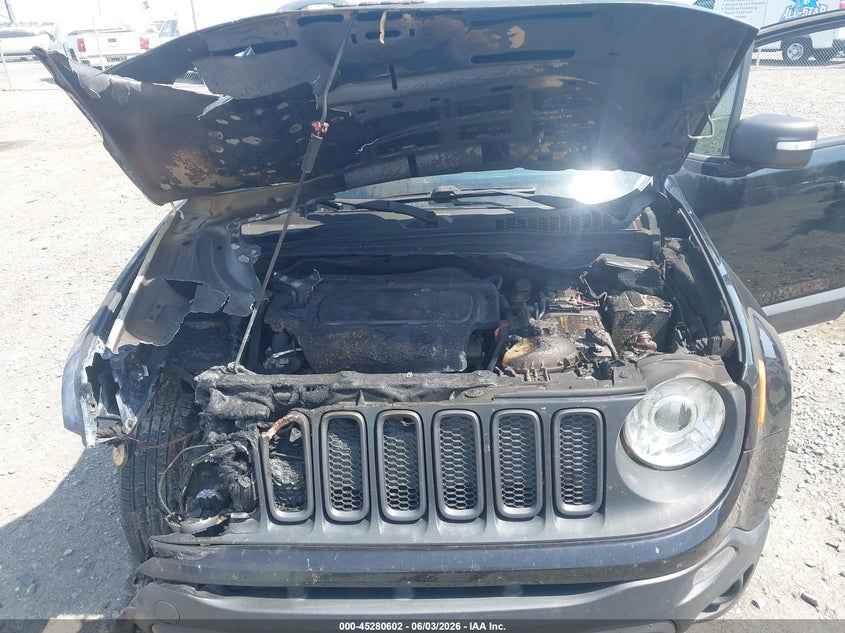 2018 Jeep Renegade Trailhawk 4X4 VIN: ZACCJBCB5JPH46233 Lot: 45280602