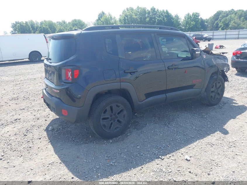 Vin: zaccjbcb5jph46233, lot: 45778426, jeep renegade trailhawk 4x4 20184