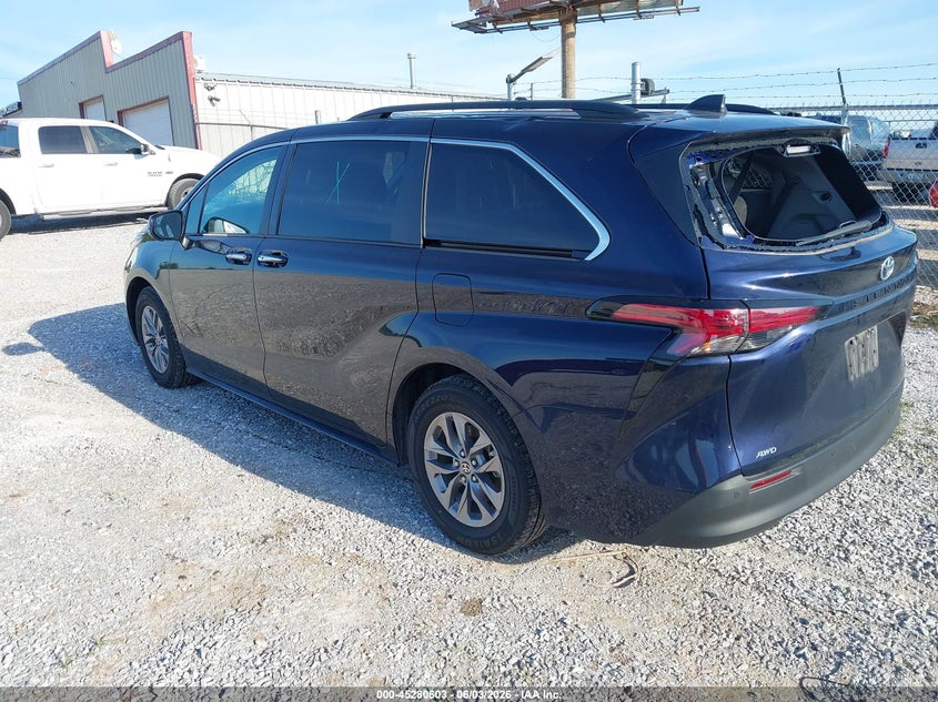 Vin: 5tdyskfc9ns049549, lot: 45778427, toyota sienna xle 20223