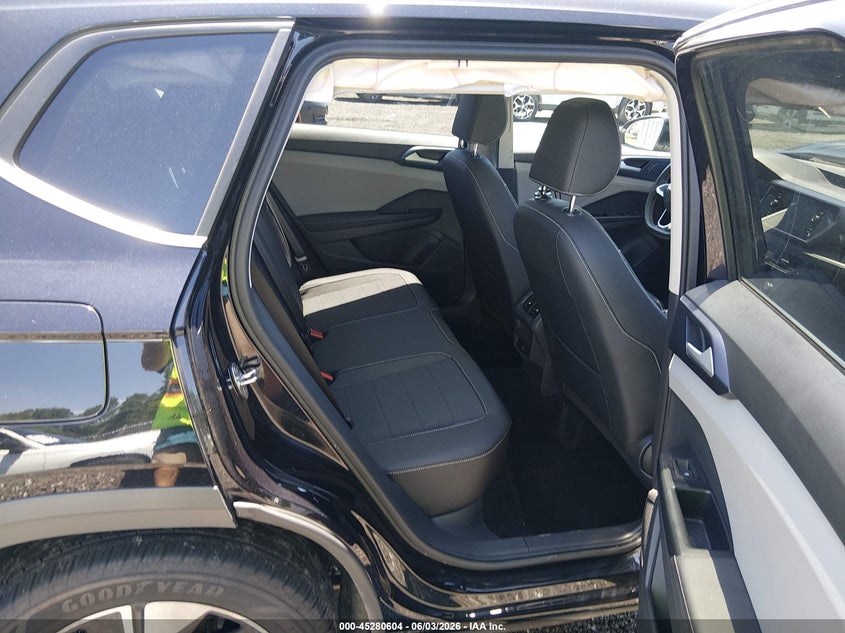 2024 Volkswagen Taos 1.5T Se VIN: 3VVVX7B2XRM027033 Lot: 45280604