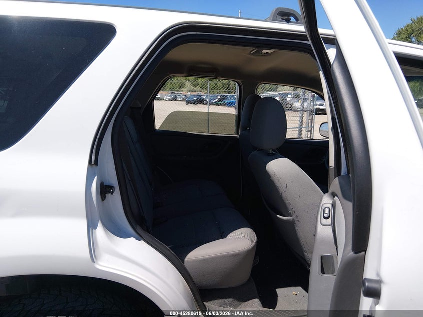 2005 Ford Escape Xlt VIN: 1FMYU93105KA20157 Lot: 45280619