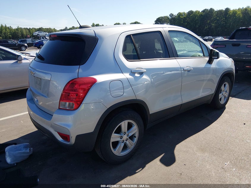 2020 CHEVROLET TRAX auction photo 4