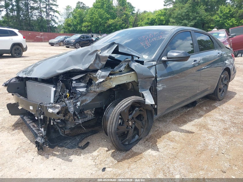 2026 HYUNDAI ELANTRA auction photo 2