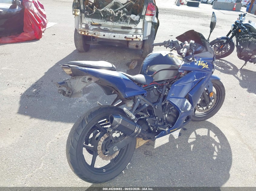 2010 KAWASAKI EX250 auction photo 4