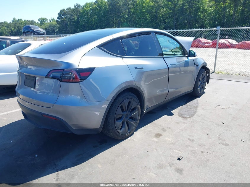 2025 TESLA MODEL Y auction photo 4