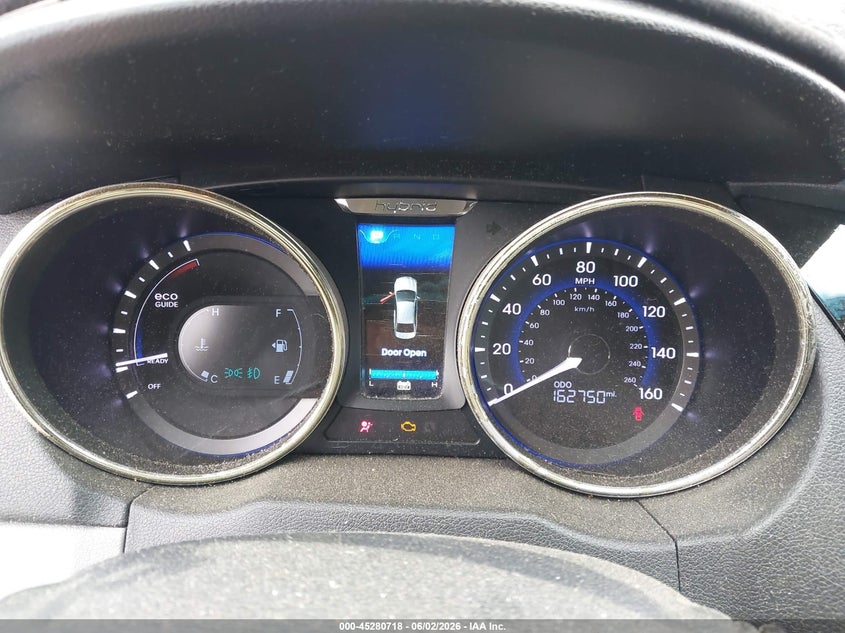 2011 Hyundai Sonata 2.4 Hybrid silver Lot 111045280718 Vin KMHEC4A44BA004227
