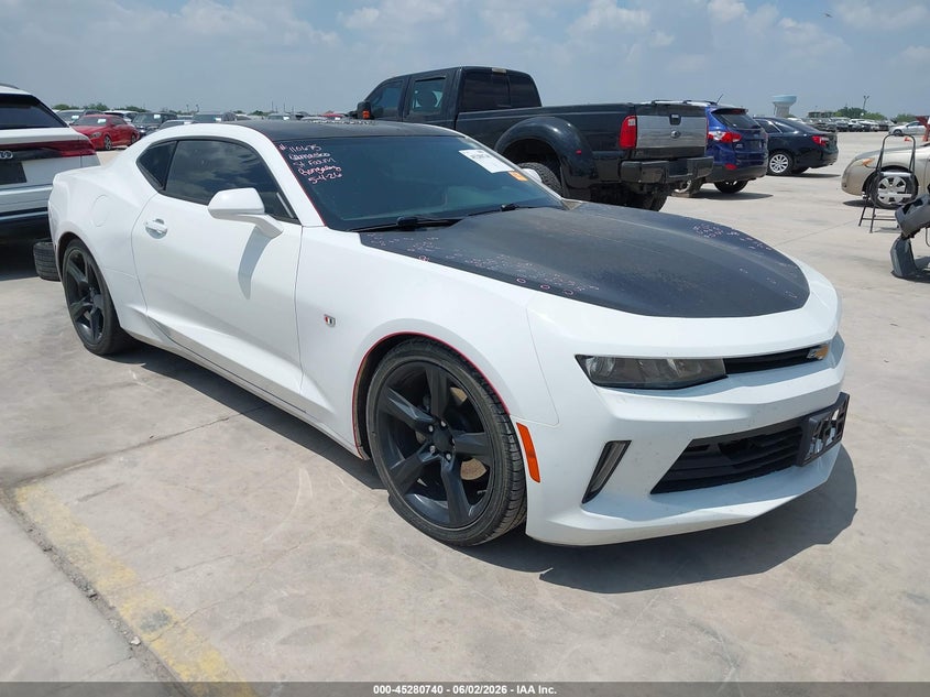 Vin: 1g1fb1rs3j0109562, lot: 45778564, chevrolet camaro 1lt 2018 img_1